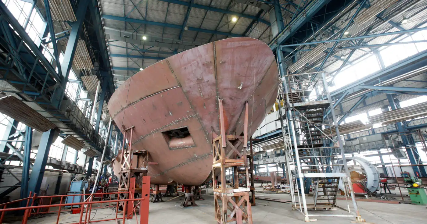 Fabricación de bloques y estructuras para embarcaciones